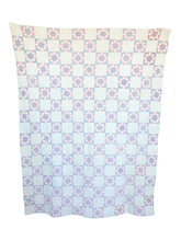 Indlæs billede til gallerivisning Quilt #27
