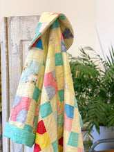 Indlæs billede til gallerivisning Vintage Quilt jakke #2
